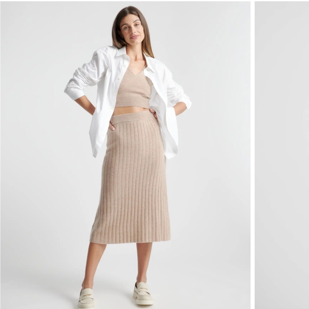 Quince Mongolian Cashmere midi skirt